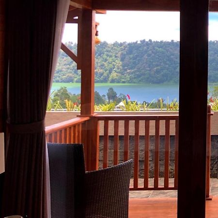 Buyan Lodge Lake View Villa Бедугул Экстерьер фото