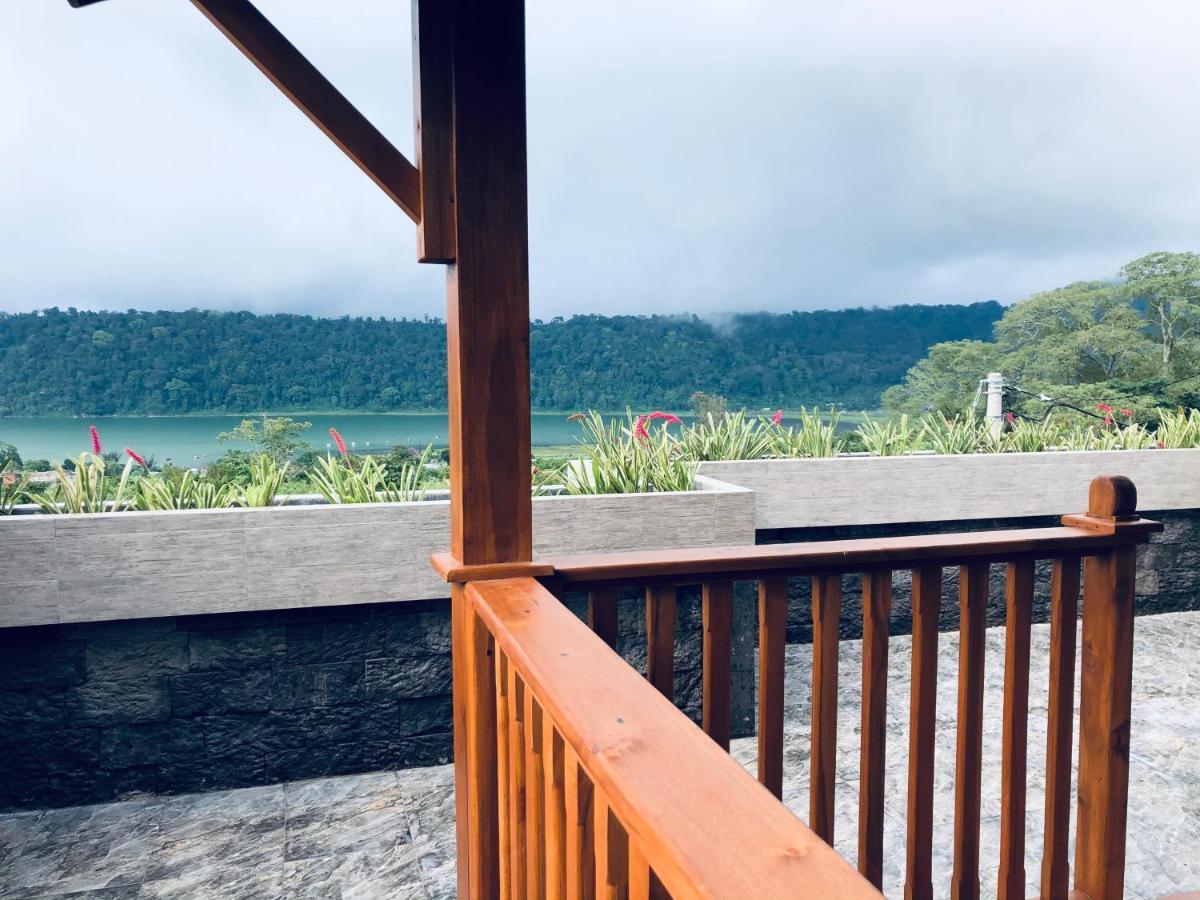 Buyan Lodge Lake View Villa Бедугул Экстерьер фото
