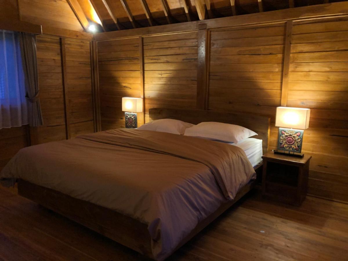 Buyan Lodge Lake View Villa Бедугул Экстерьер фото