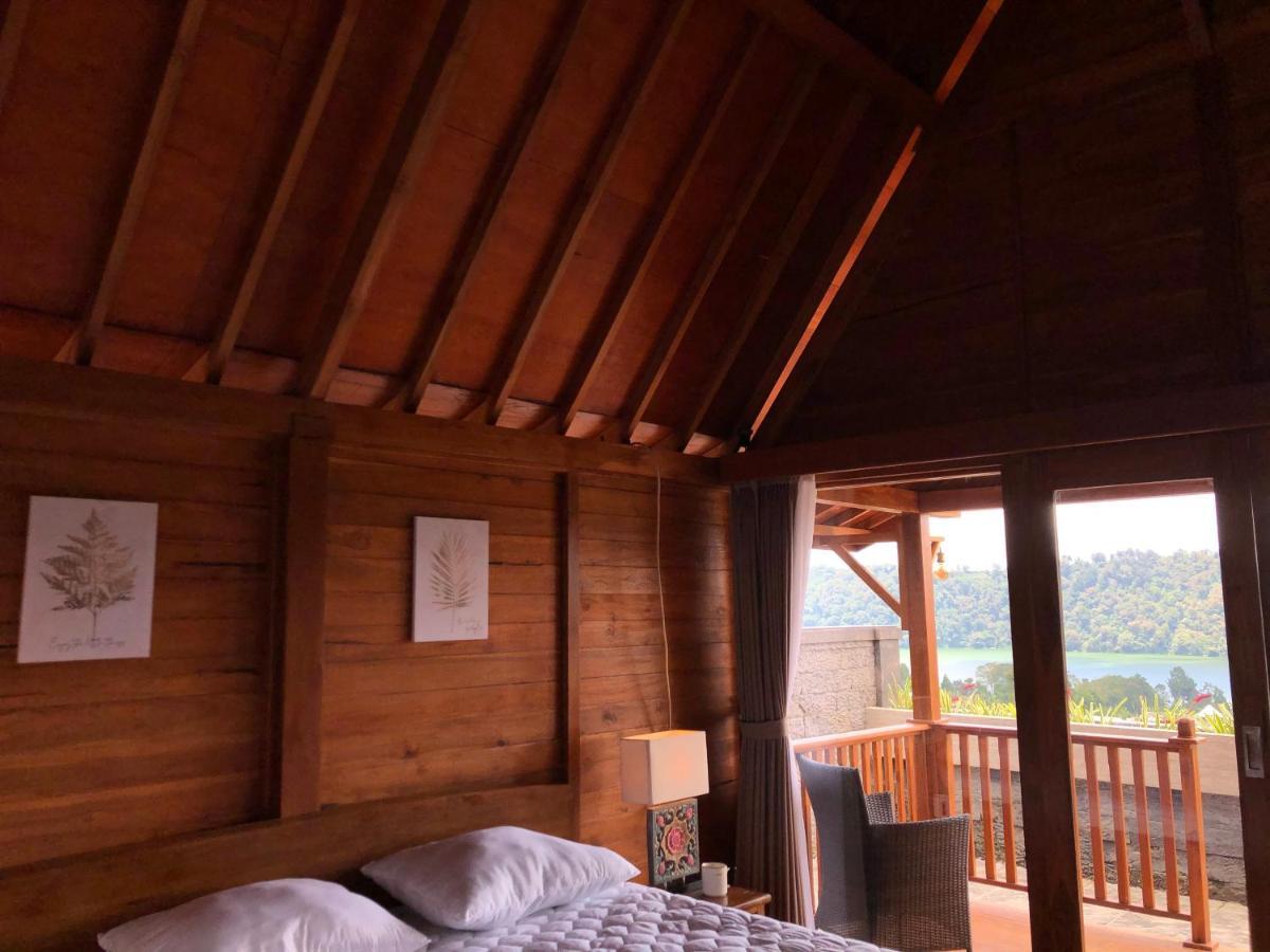 Buyan Lodge Lake View Villa Бедугул Экстерьер фото