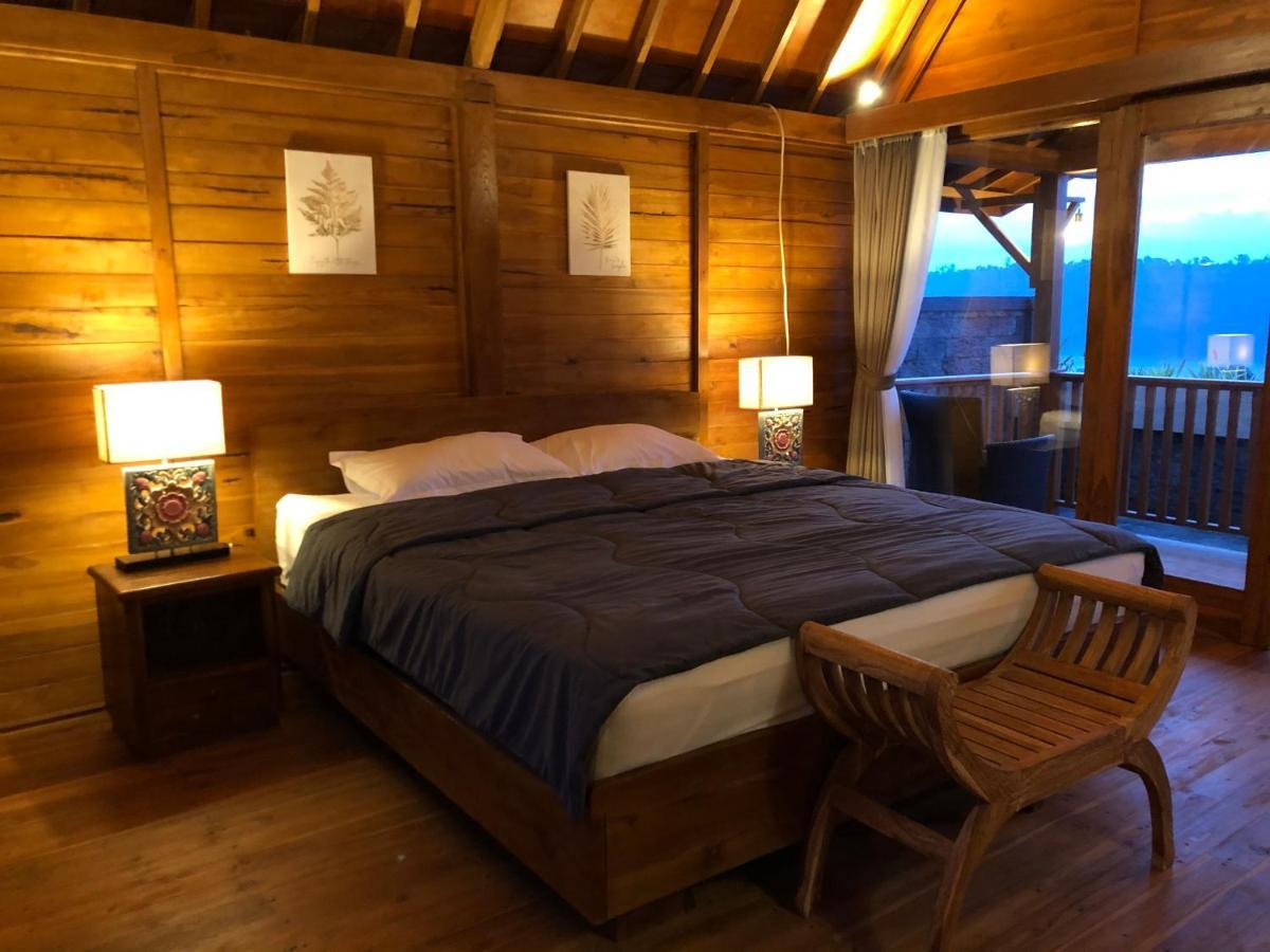 Buyan Lodge Lake View Villa Бедугул Экстерьер фото