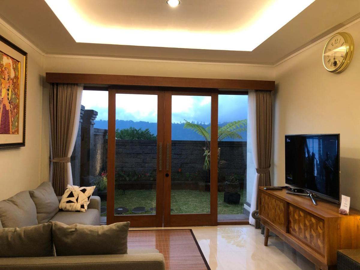 Buyan Lodge Lake View Villa Бедугул Экстерьер фото