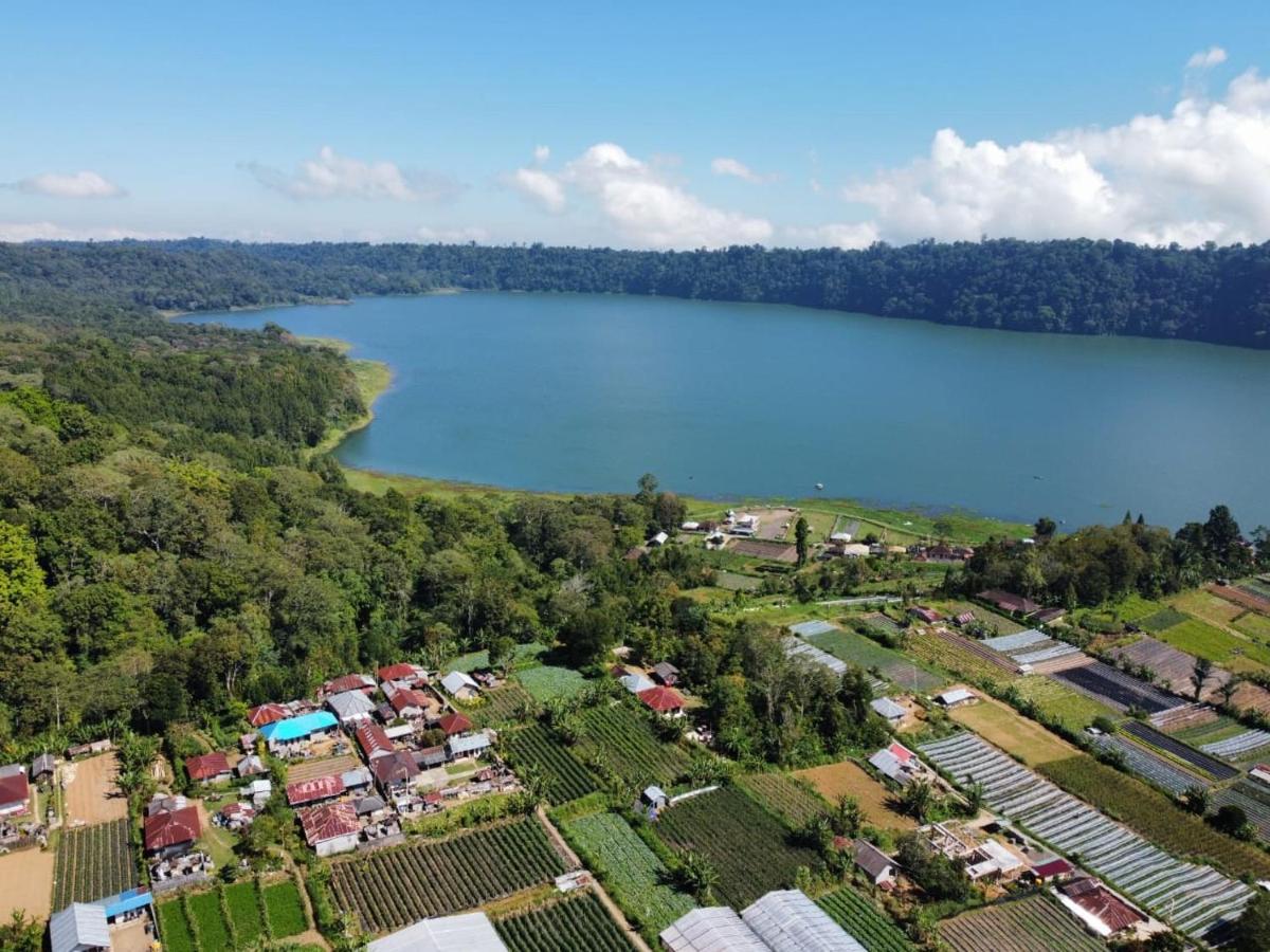 Buyan Lodge Lake View Villa Бедугул Экстерьер фото