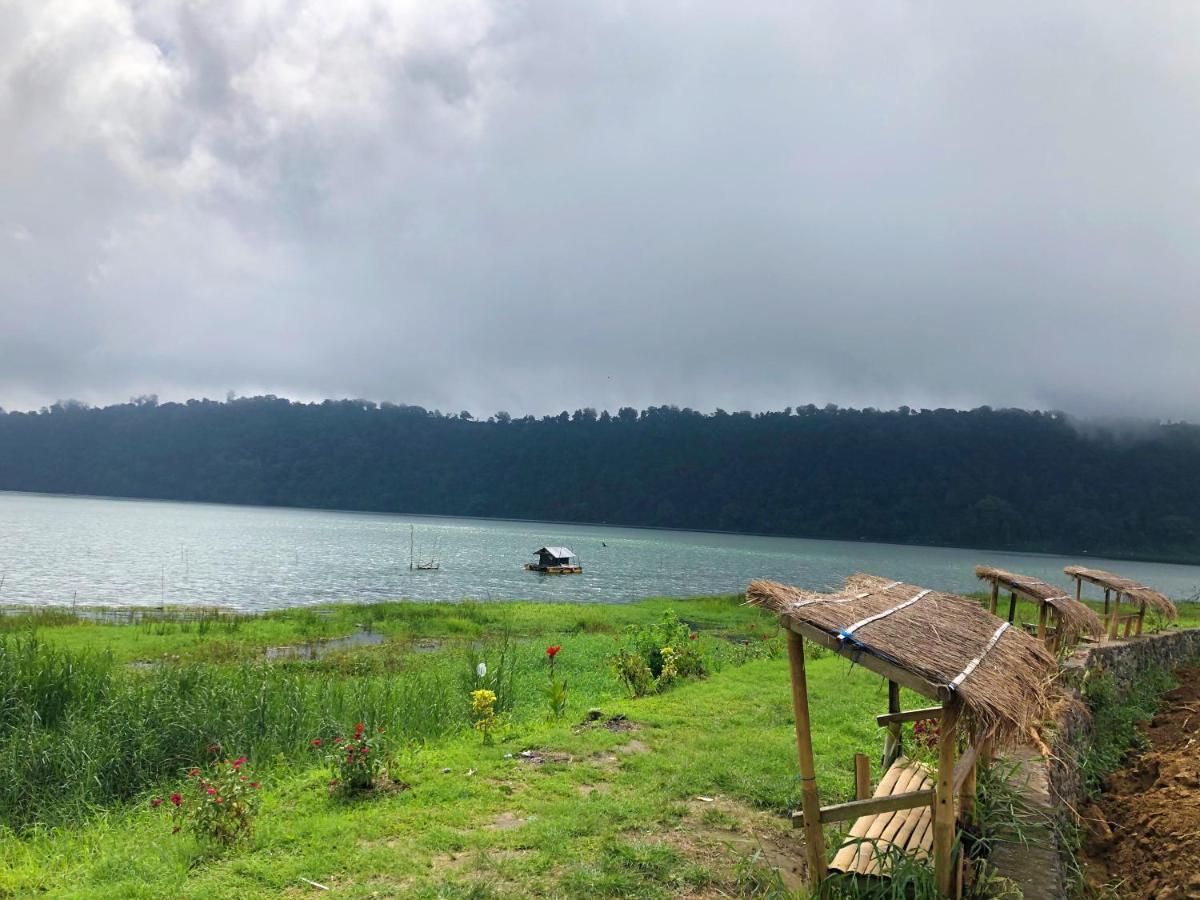 Buyan Lodge Lake View Villa Бедугул Экстерьер фото