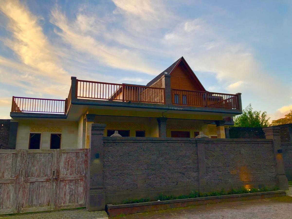 Buyan Lodge Lake View Villa Бедугул Экстерьер фото