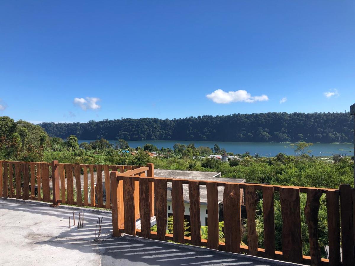 Buyan Lodge Lake View Villa Бедугул Экстерьер фото